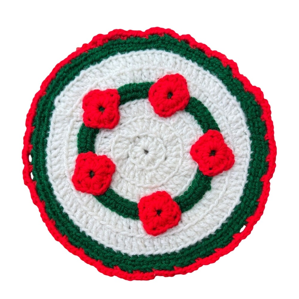 Handmade Crochet Trivet Red Green White Floral Wreath Christmas Decor